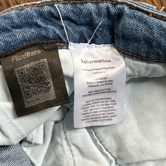 Reformation High Rise Blue Jeans - Picture 7 of 11